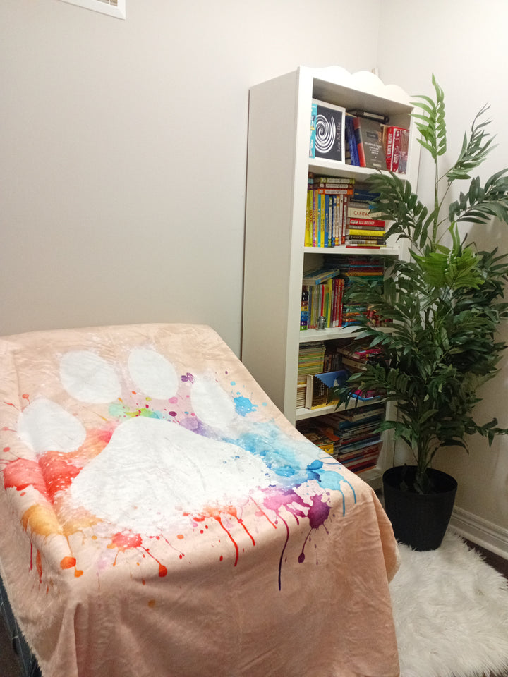 Warm Snuggly Waterproof Pet Blanket - White Paw